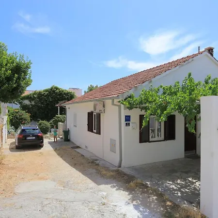 Appartement By The Sea Rastici, Ciovo - 4818 Trogir