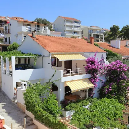 Apartments By The Sea Rastici, Ciovo - 4818 *